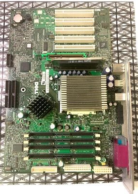 DELL MX 06F067 SOCKET 423 MOTHERBOARD WITH CPU - Image 1 of 4