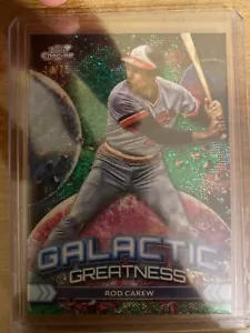 2024 Topps Cosmic Asta Cromata Carew Grandezza Galattica /75 - Foto 1 di 2