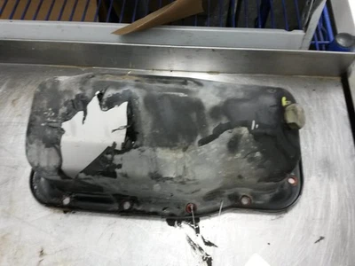 Cacerola de aceite inferior del motor para 98-04 Isuzu Rodeo 3.2 Foto 1 de 4