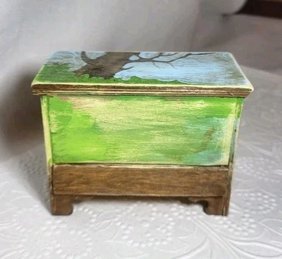 娃娃屋微型酷乡村风格彩绘复古胸桌1:12比例 — 第 1/3 张图片