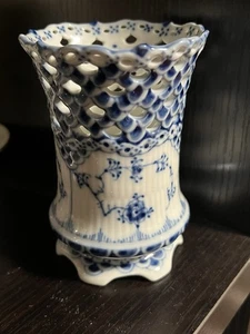 Vintage Royal Copenhagen Blue Fluted Full Lace Cigar Cup Vase  1016 - Picture 1 of 11