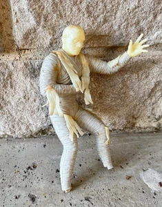 Vintage Aurora The Mummy Glow-in-the-Dark Body. kopf. Hände und Wickel restaurieren - Bild 1 von 7