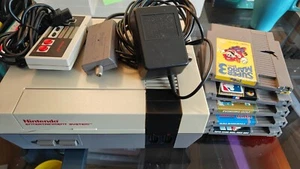 Authentic NES console bundle - 5 games, controller, AC power, RF switch - works! - Picture 1 of 7
