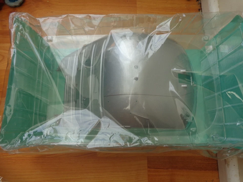 1/3 DEAGOSTINI BUILD THE VESPA 1956 GS 150 SCOOTER #50 LEGSHIELD / FOOTBOARD - Image 1 of 1