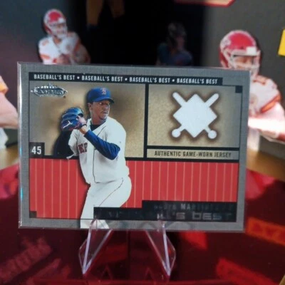 Tarjeta de camiseta Fleer Skybox International 2002 Pedro Martínez Red Sox #45 Foto 1 de 4