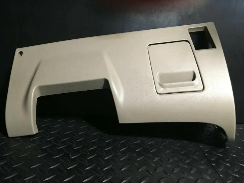 2001 斯巴鲁 Outback Legacy Under Dash 踢膝螺栓 — 第 1/4 张图片