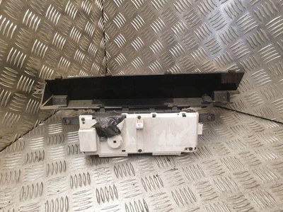 79362030 Toyota Prius (NHW20) 2005 Petrol/electricity ART26685 - Image 1 of 2