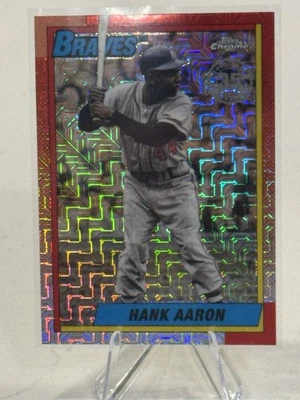 Actualización Topps 2025 cromo plata paquete #U90C-46 Hank Aaron Atlanta Braves Foto 1 de 2