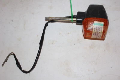 INDICADOR LUZ INTERMITENTE TRASERO KAWASAKI CONCOURS ZG1000 ZX600 EX250 (TTS234)  Foto 1 de 4