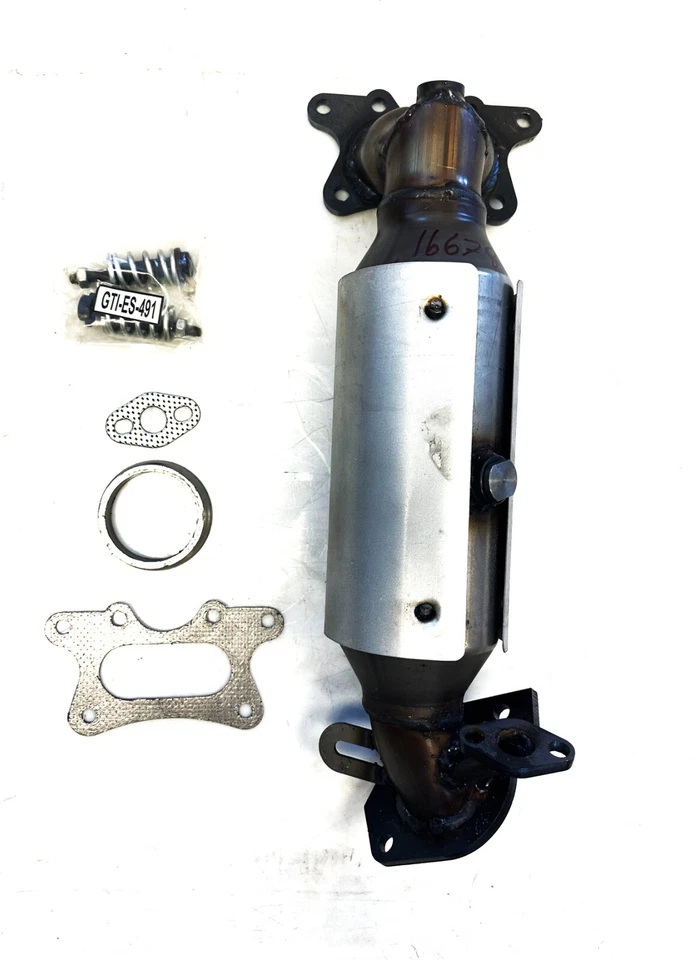 Convertidor de colector catalítico de escape Acura ILX 2013-2014 2,0 L Foto 1 de 1