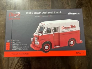 Snap On Tools Atom 1950s Model Tool Truck SSX24P146 - New - Picture 1 of 3