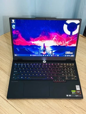 Lenovo Legion 5 15AHP10-15" 165Hz OLED/AMD Ryzen 7 260/32GB/1TB/RTX 5060 8GB GPU - Image 1 of 4