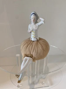 Deutschland Nummer 8030 und 7983 Nadelkissen Porzellan Viktorianische Dame & Beine - Bild 1 von 9