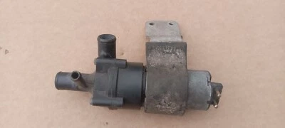 Bomba de refrigerante Mercedes Benz CLK Clase E 98-02 OEM Foto 1 de 4