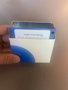 13) Vintage Hinsch Zeitplaner Version 1.00b 3.5" Diskette Rarität Vintage PC - Bild 1 von 2