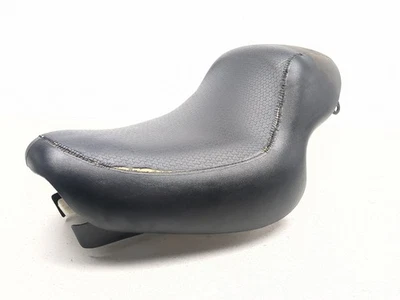 Asiento del conductor delantero Honda VF700 Super Magna 84-87 Foto 1 de 4