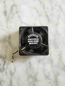 Macintosh SE and SE/30 Case Fan - Elina Fan - HDF6025L-12MB-1 - Picture 1 of 2