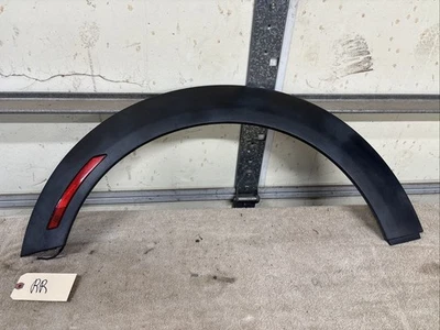 07-13 MINI COOPER ARCO DE RUEDA TRASERO DERECHO GUARDABARROS ACABADO con LUZ # 2752428 Foto 1 de 4