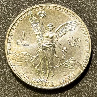 1993 Mexican Libertad 1 ozt/Onza 99.9% Silver/Plata Pura Coin-Mintage 1,000,000 - Image 1 of 3