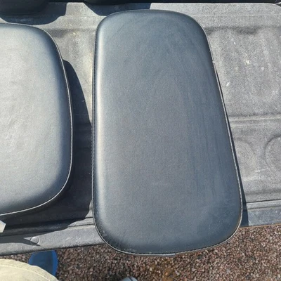 Almohadillas para máquina de muslos interiores/externos OEM negras serie Precor (totalmente nuevas) Foto 1 de 4