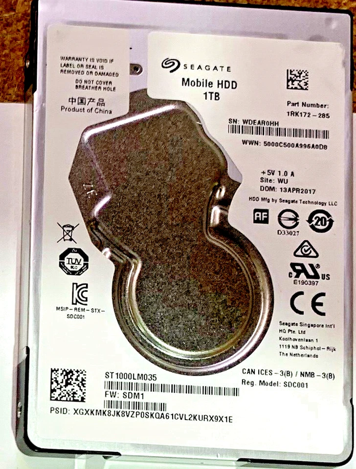 SEAGATE  ST1000LM035 SN#wdear0hh  1RK172-285  WU - Image 1 of 2
