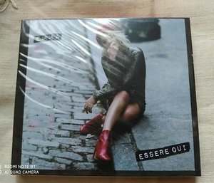 EMMA MARRONE "ESSERE QUI" (2018) - CD NUOVO E SIGILLATO !!! - Foto 1 di 2