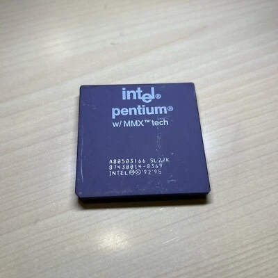 Intel Pentium MMX CPU A80504166 - PROCESSORE USATO - Immagine 1 di 2