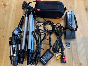 Pnasonic Video camera HDC-TM35 32GB Gray Used w/SD Card 2Battery From Japan - Picture 1 of 18