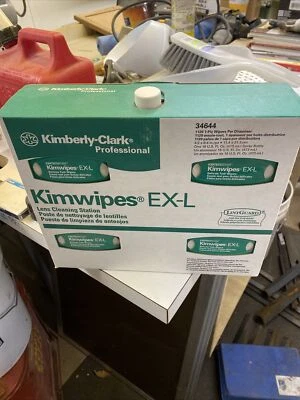 Kimwipes 34644 caja cuádruple con spray Foto 1 de 4