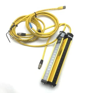 Banner USR824YP2 y USE824YP2 Micro-Pantalla Cortina de Luz, Pantalla de 8", Con Cables de 8' - Imagen 1 de 7