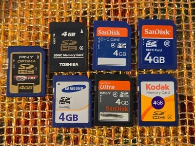 Lote de 7 tarjetas de memoria SDHC de 4 GB SanDisk, Kodak, Samsung, Toshiba, PNY Foto 1 de 2
