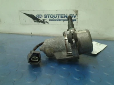 2004 Volvo XC90 I SUV 2.9 T6 24V (B6294T) VACUUM PUMP BRAKES 86253101 - Image 1 of 4