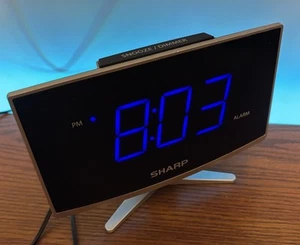 Sharp SPC1203 Large Big View Display Digital Alarm Clock W/ USB Charging Port - Picture 1 of 8