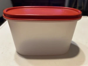 Vintage Tupperware Oval Modular Mates 1612 4.75 Cup 1.1 L w Red Lid - Picture 1 of 3