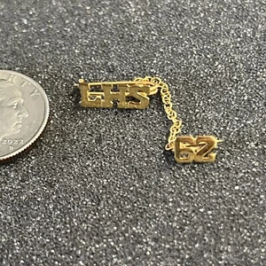 1962 LHS High School Graduation Gold Tone Pin Pinback #45447 - Picture 1 of 3