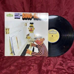 Sesame Street - Bert & Ernie Sing-Along  LP 1975 Pressing  Big Bird Grover  - Picture 1 of 6