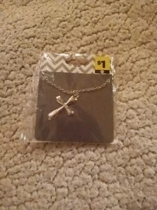 Cross Necklace - Picture 1 of 2