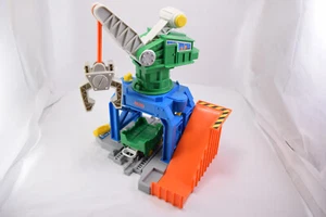 Fisher Price GeoTrax Crankin Round Crane H4648 Train Loading Crane Set - Picture 1 of 6
