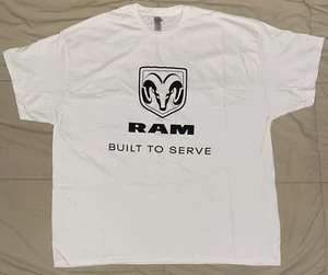 Camiseta blanca RAM Built to Serve XXL con licencia RAM Trucks camiseta para hombre - Imagen 1 de 6