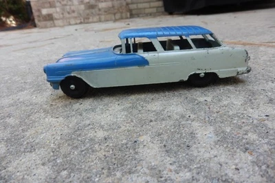 Pontiac Safari 1955 Die Cast Station Wagon 2 tonos pintura versión 7" @@ Tootsietoy Foto 1 de 4