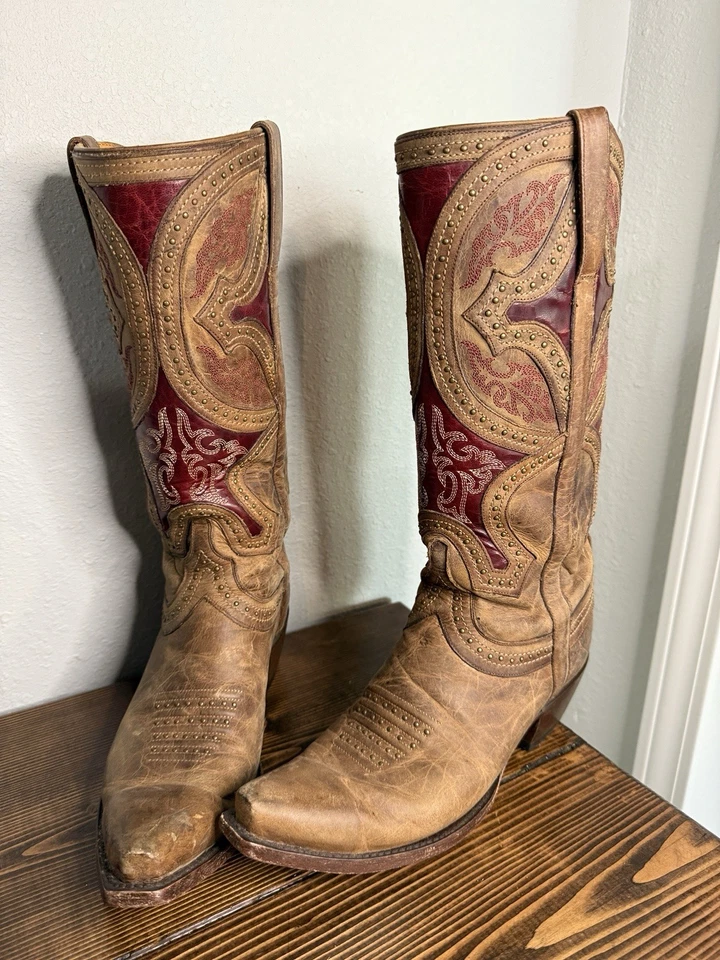 Botas vaqueras Lucchese Leila Western para mujer 9,5 B marrón con tachuelas punta corta vaquera Foto 1 de 4