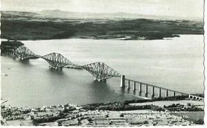 POSTAL AÉREA FORTH BRIDGE QUEENS FERRY C1960 - AERO PICTÓRICA LTD - Imagen 1 de 2