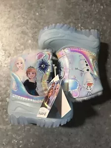 Disney’s Frozen II Toddler Girls' Light Up Winter Boots Faux Fur Blue Size 5 New - Picture 1 of 4