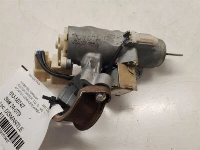 Toyota Corolla LE, Ignition Switch With Tilt,Key Assy, 2001, AT, 69057-12400 - Image 1 of 4