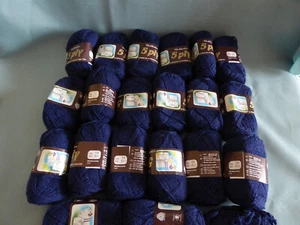 Cleckheaton 5 Ply Knitting Yarn - Navy - 20 x 25gram Balls - Made in Australia - Picture 1 of 9