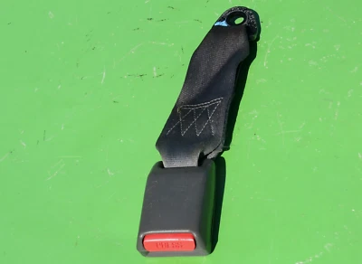 CINTURÓN DE SEGURIDAD TRASERO IZQUIERDO CHEVY METRO 95-96 CONJUNTO DE HEBILLA 91173258 OEM GRIS GEO 4 PUERTAS Foto 1 de 4