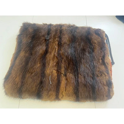 Bolso calentador de manos vintage de piel de visón para mujer con correa para la muñeca Foto 1 de 4