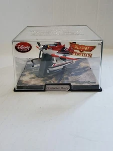 Disney Store Exclusive Planes Fire & Rescue Feuerwehrmann Dusty Die Cast im Koffer - Bild 1 von 9