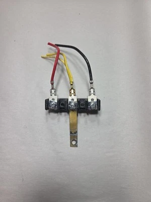 GE Dryer Terminal Block Part E219647 - Image 1 of 4