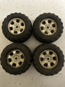 Hpi Savage X 4.6 Chrome Warlock Wheels and Tires - Picture 1 of 3